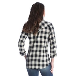 Women's Western Plaid Long Sleeve Snap Flannel Shirt in Assorted Plaids