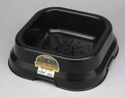 10 Quart Plastic Salt and Mineral Block Pan