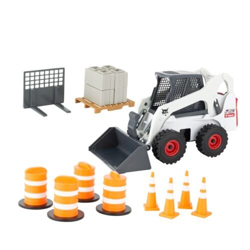 1:16 Big Farm Bobcat S450 Skidsteer Set With Accessories